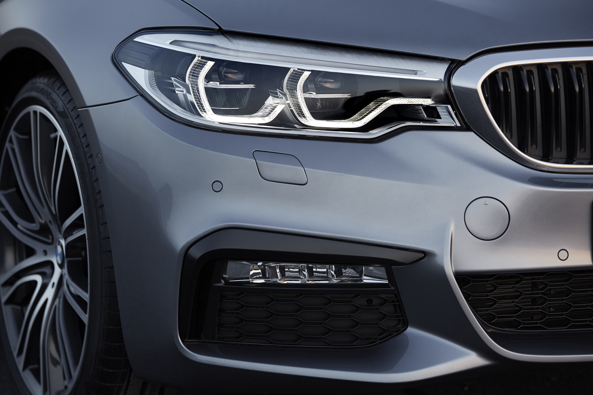 Icon Adaptive Full LED lights - BMW 5-Series Forum (G30)