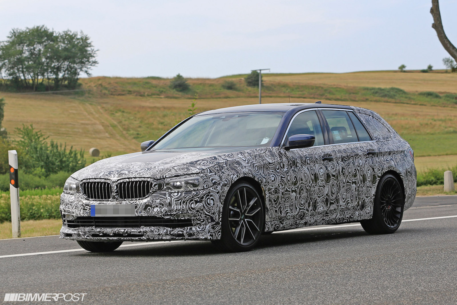 Name:  BMW Alpina B5 touring 003.jpg
Views: 10185
Size:  454.8 KB