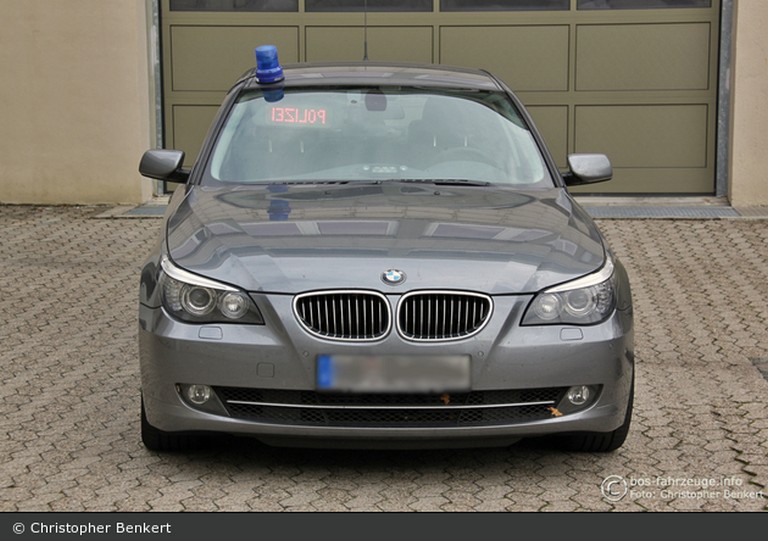 Name:  polizei   67287-large.jpg
Views: 7245
Size:  97.7 KB