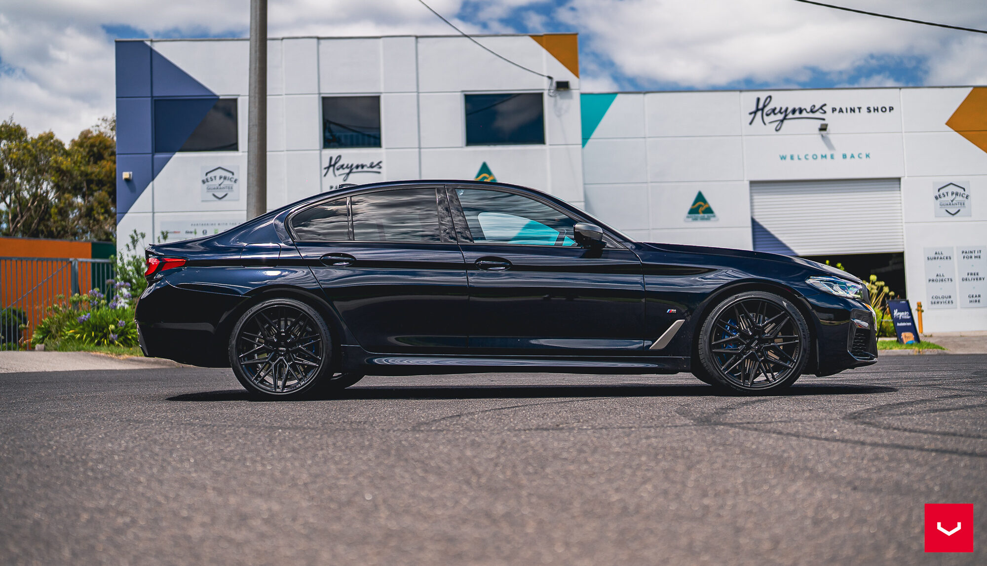 Name:  BMW-550i-Hybrid-Forged-Series-HF-7-©-Vossen-Wheels-2024-402-2000x1147.jpg
Views: 174
Size:  454.1 KB