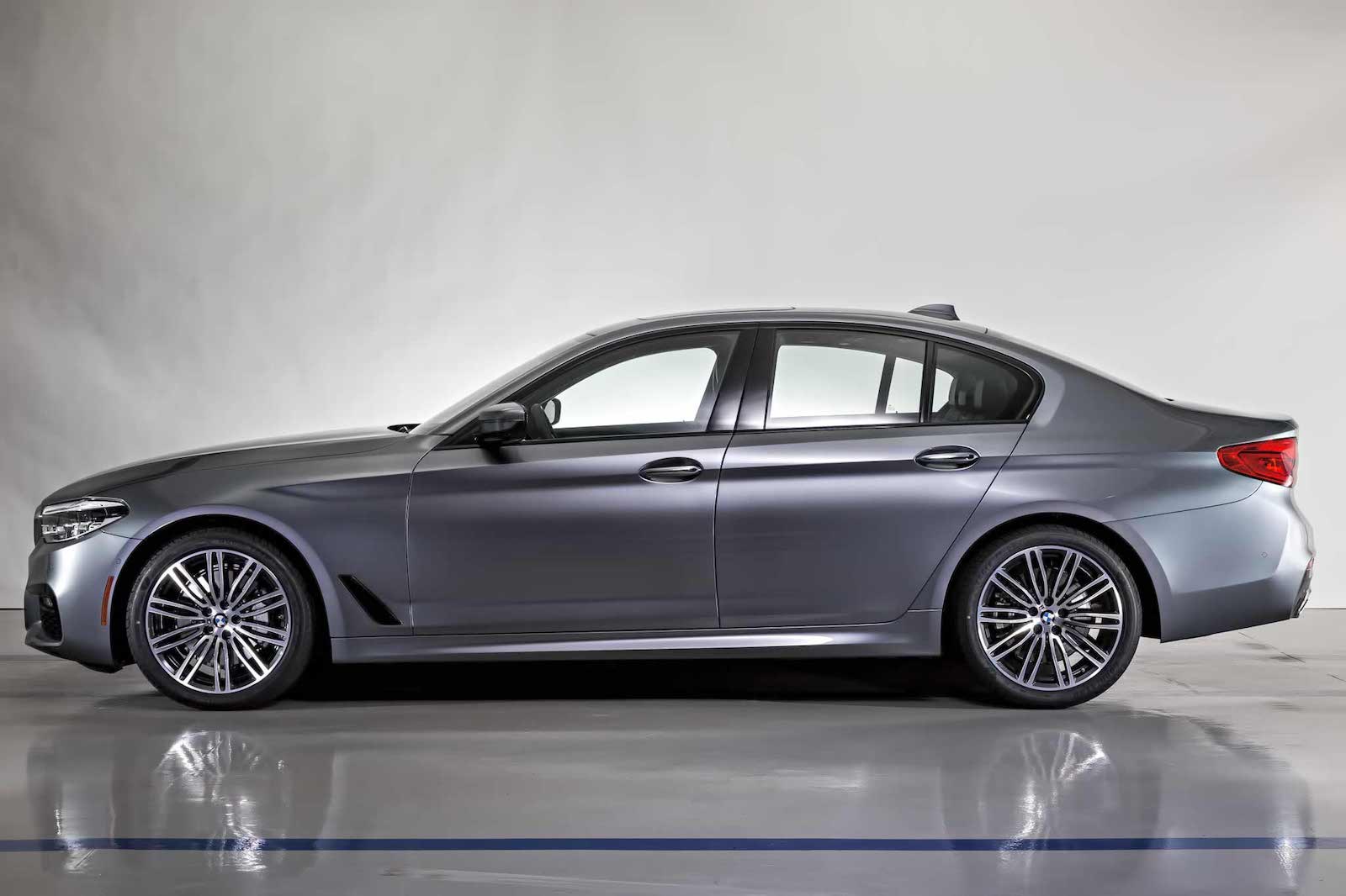 Name:  540i-msport-bluestone3.jpg
Views: 58545
Size:  94.1 KB