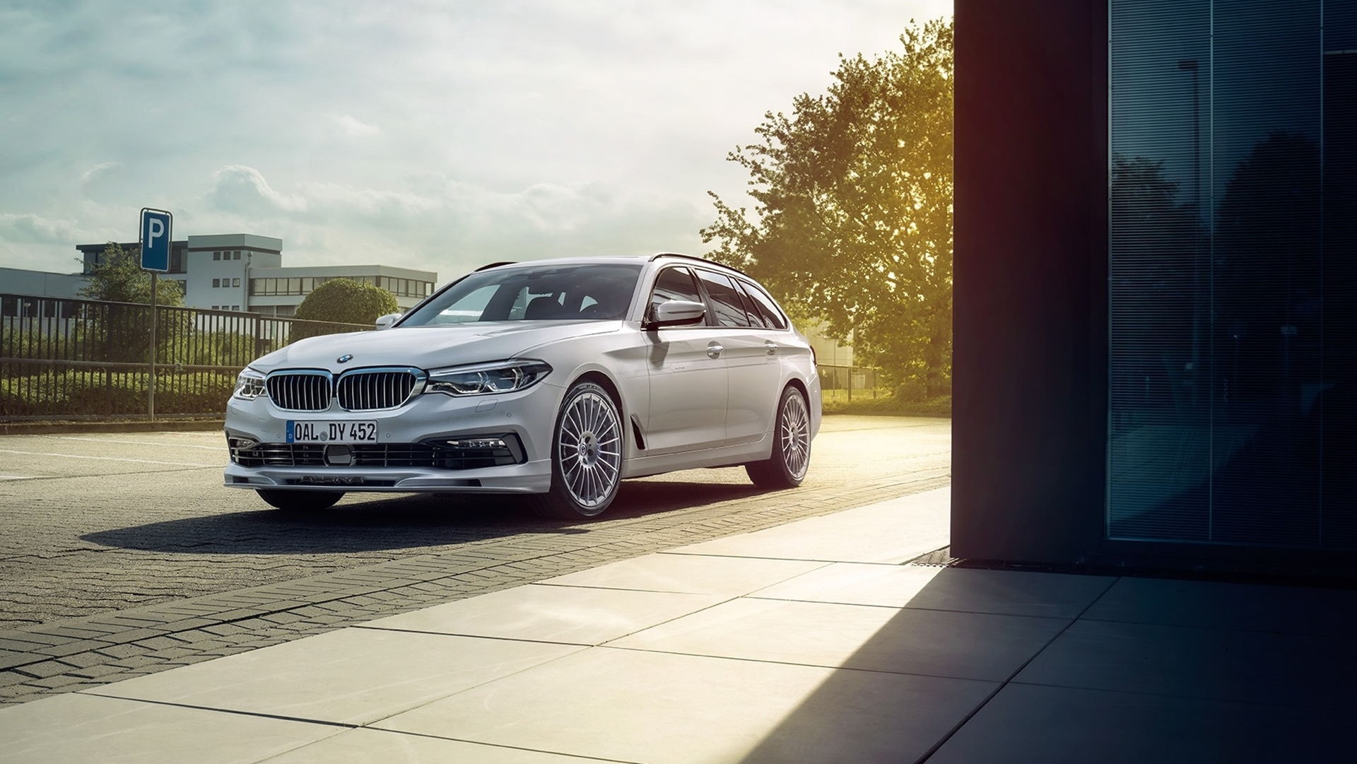 Name:  BMW-Alpina-D5-S-2017-IAA-G30-G31-Diesel-10.jpg
Views: 16584
Size:  673.8 KB