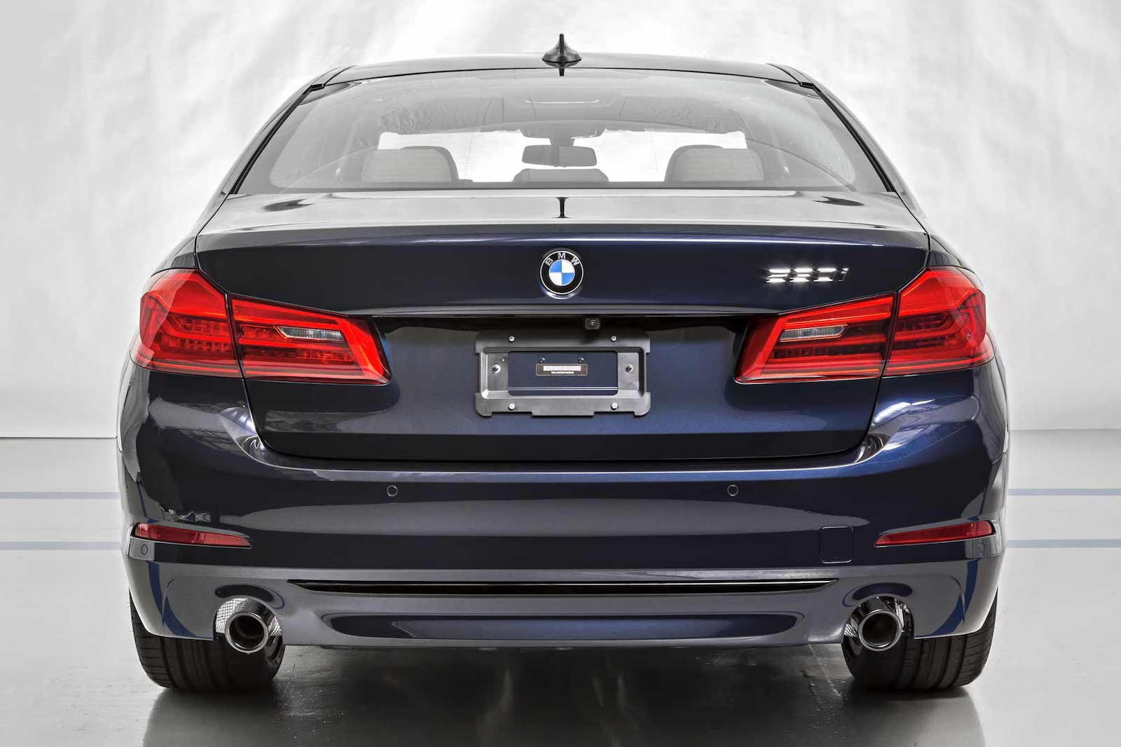 Name:  ImperialBlue530i-4.jpg
Views: 15207
Size:  112.8 KB