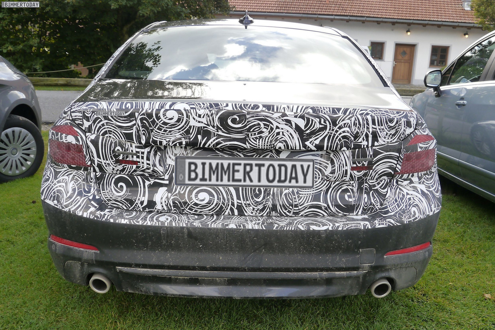 Name:  2017-BMW-5er-G30-Erlkoenig-FEP-04.jpg
Views: 18767
Size:  722.7 KB