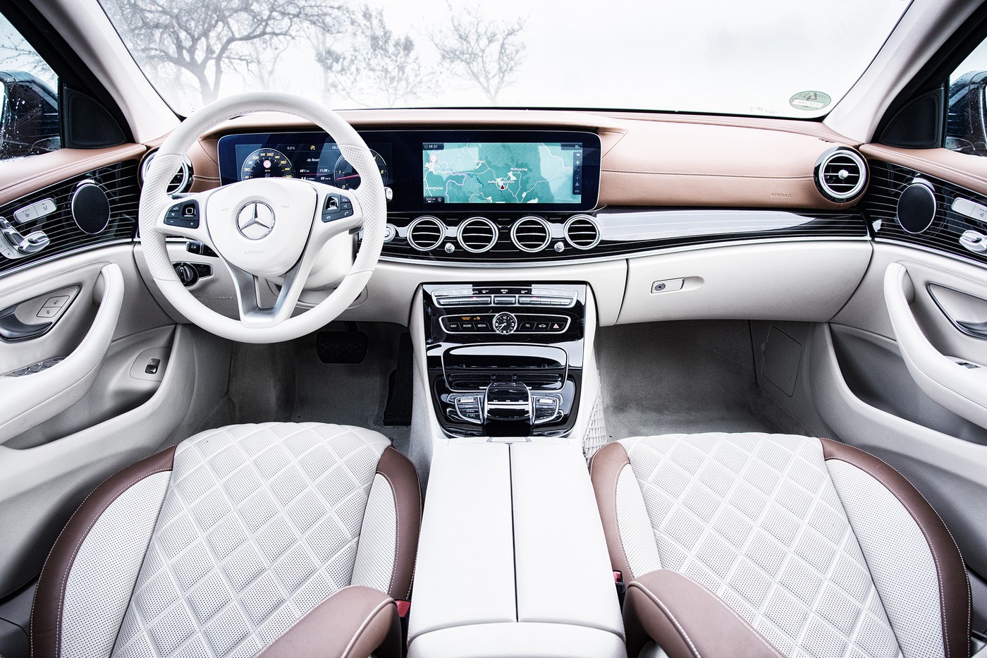 Name:  2017-Mercedes-Benz-E350d-cabin-01.jpg
Views: 1071
Size:  398.5 KB