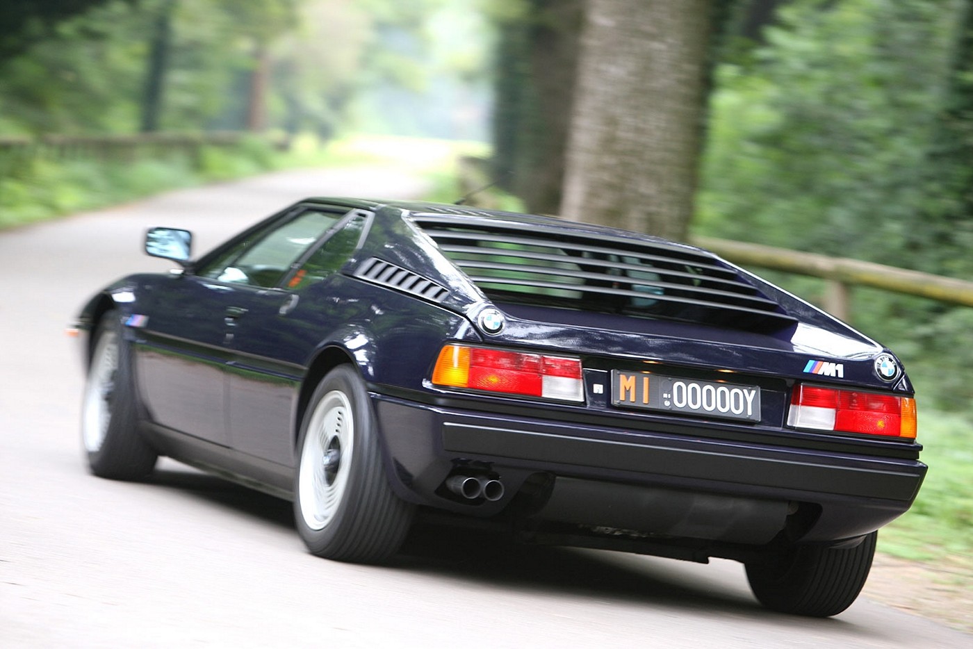 Name:  1978-1981 BMW M1 [14].jpg
Views: 13320
Size:  214.6 KB