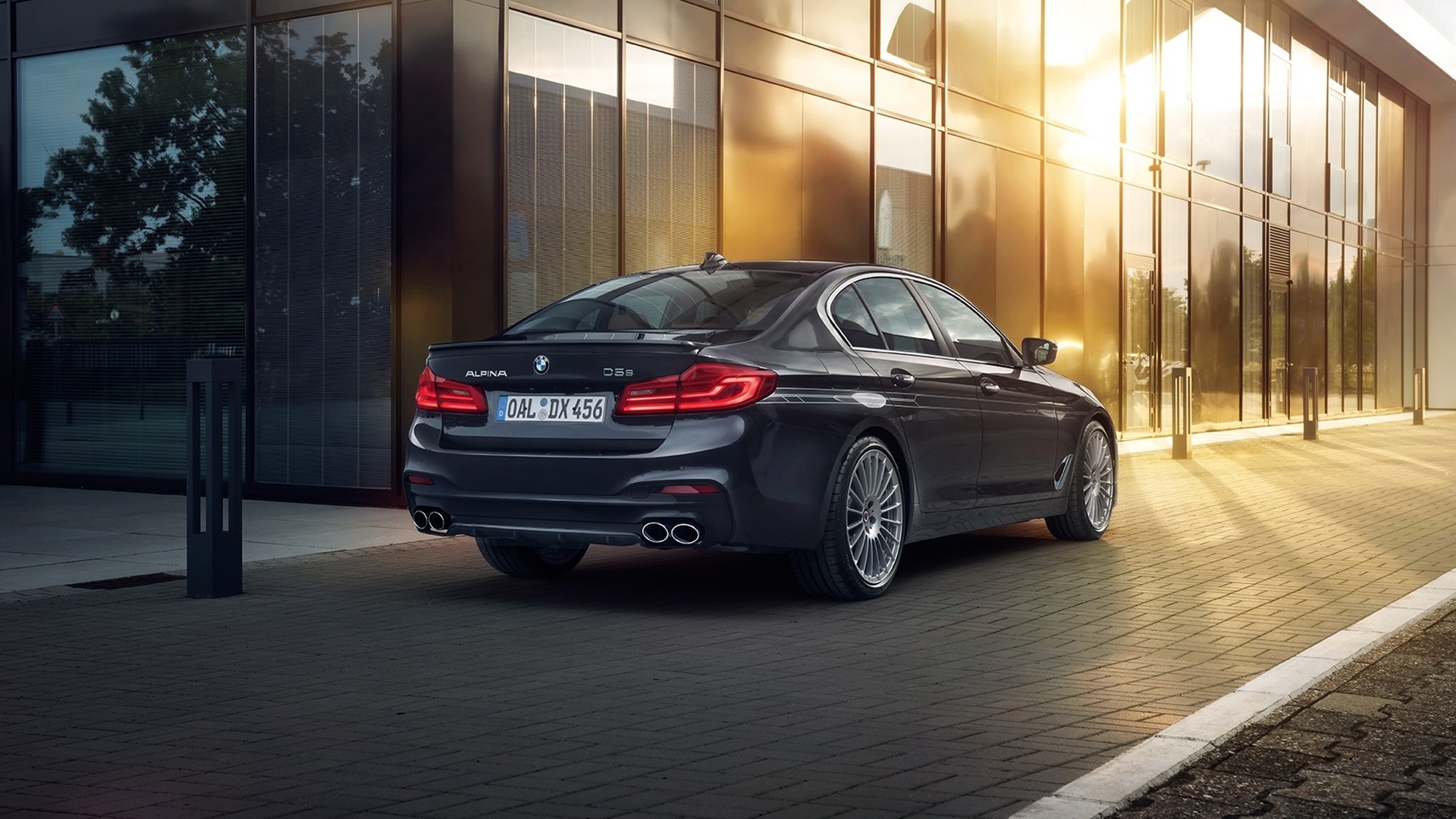 Name:  BMW-Alpina-D5-S-2017-IAA-G30-G31-Diesel-11.jpg
Views: 16682
Size:  739.9 KB