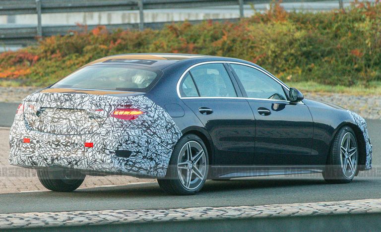 Name:  2022-mercedes-benz-c-class-spied-2-1603986316.jpg
Views: 1855
Size:  86.6 KB