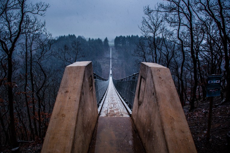 Name:  suspension bridge hngeseilbrcke geierlay  0406-Gemma-Geierlay-Germanys-Longest-Suspension-Bri.jpg
Views: 10316
Size:  136.9 KB