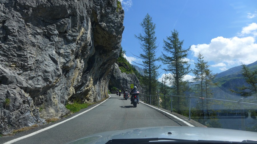 Name:  Furka Pass  P1080556.jpg
Views: 5125
Size:  189.9 KB