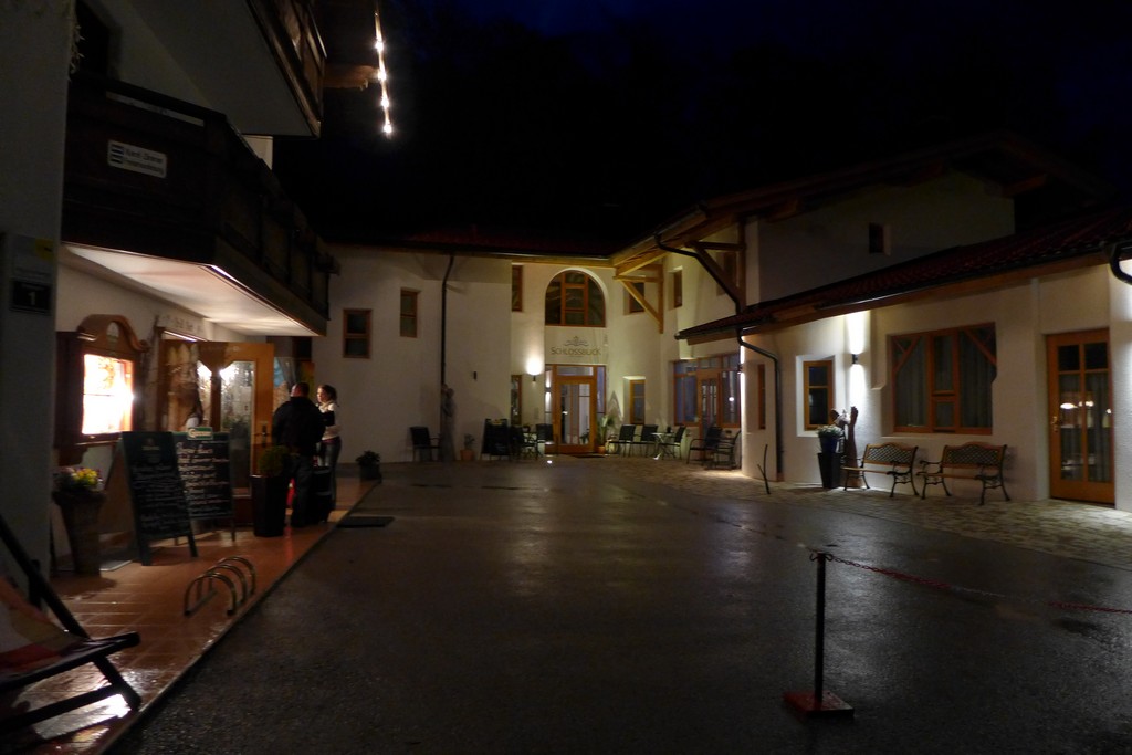 Name:  SchlossBlick Hotel near Kufstein, AustriaP1000934.jpg
Views: 13116
Size:  140.4 KB