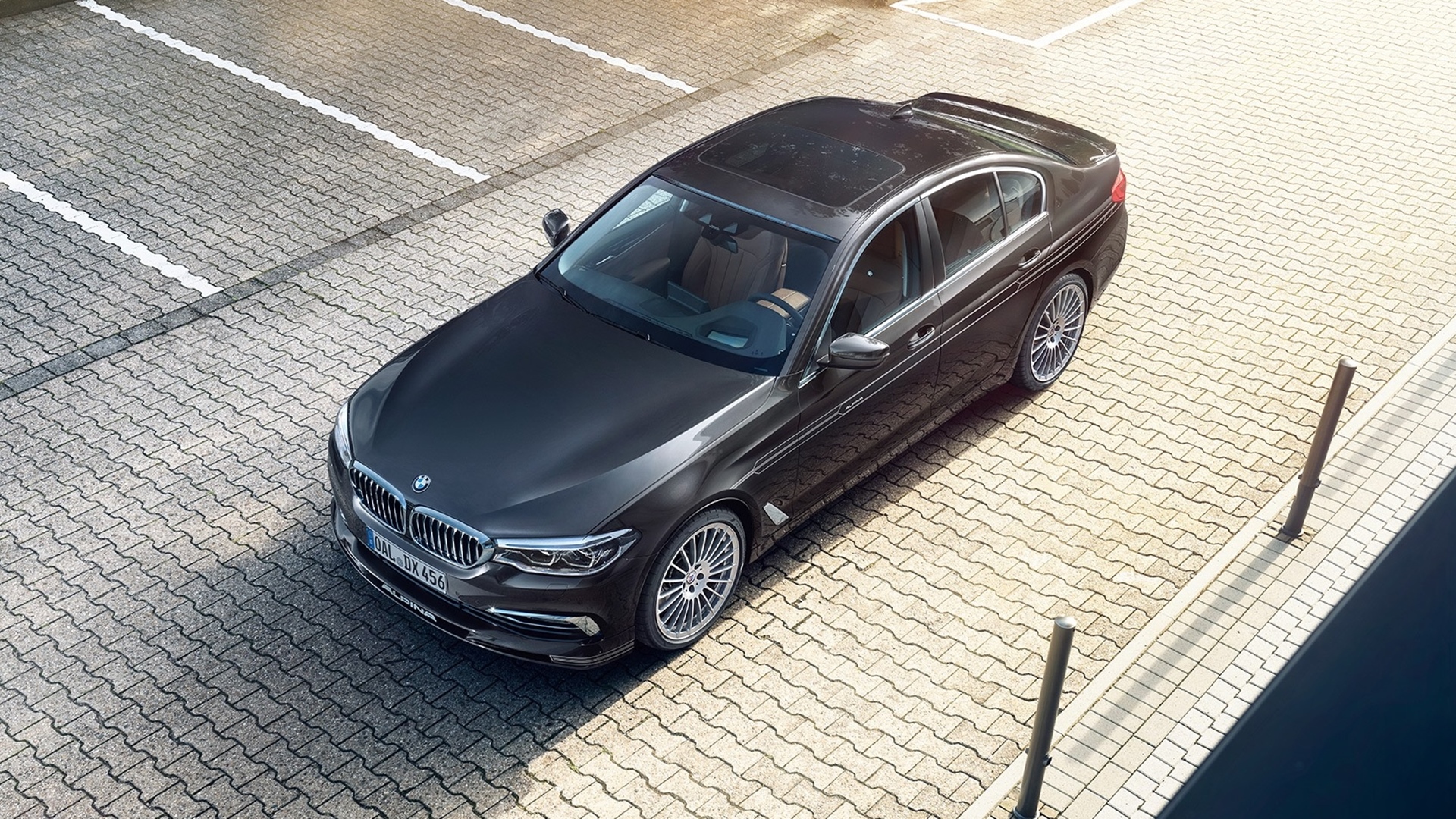 Name:  BMW-Alpina-D5-S-2017-IAA-G30-G31-Diesel-13.jpg
Views: 16687
Size:  1.27 MB