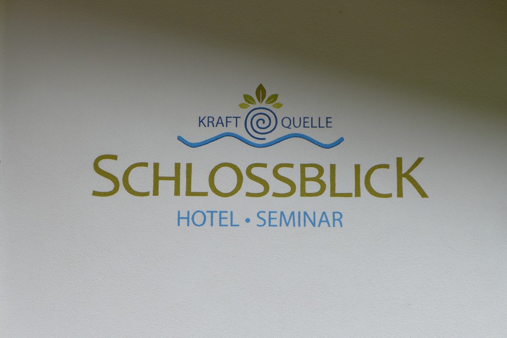 Name:  schloss Blick Hotel Kufstein   P1000990.jpg
Views: 10430
Size:  144.2 KB