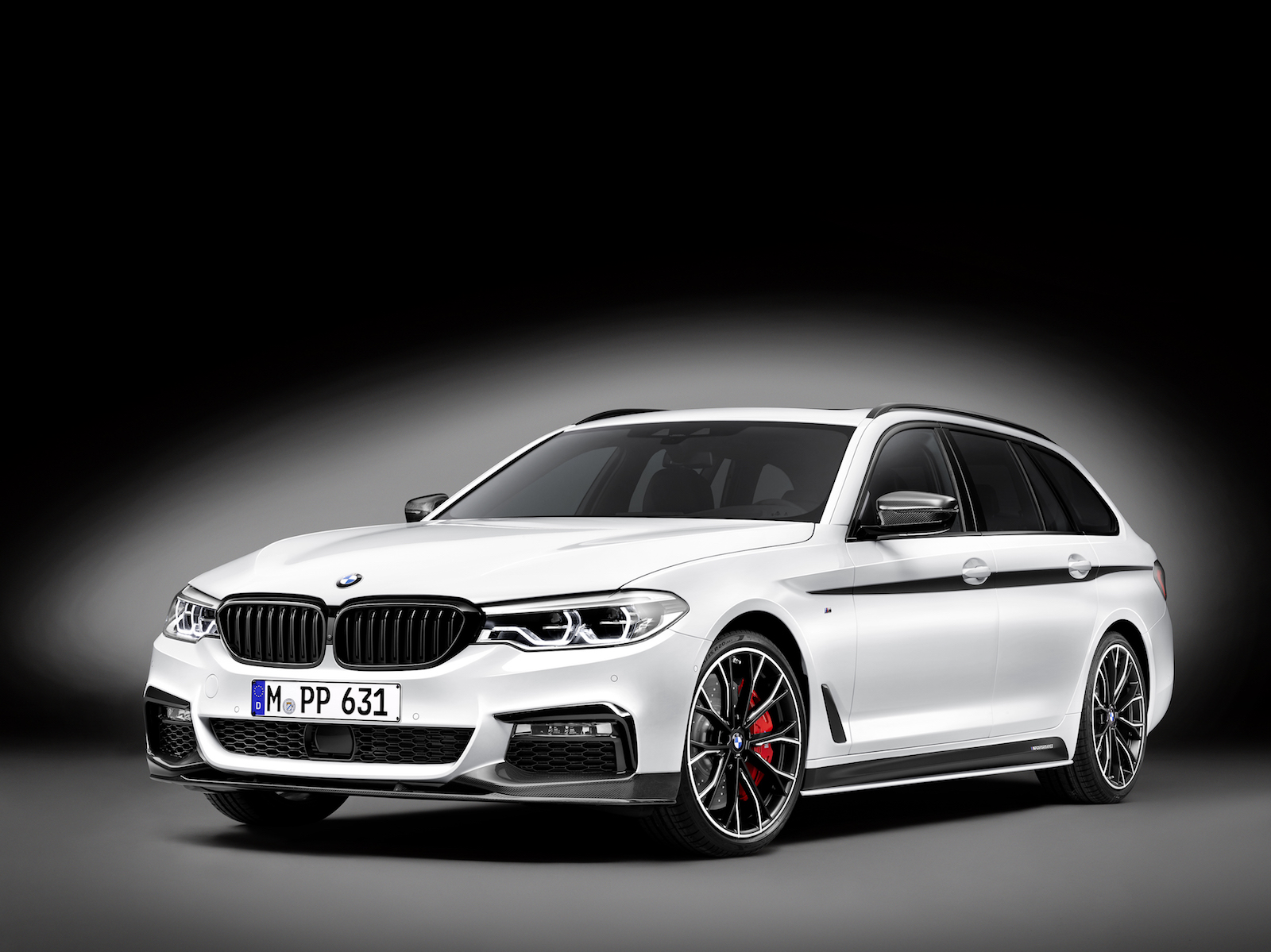 Name:  P90249184_highRes_the-new-bmw-5-series.jpg
Views: 11527
Size:  672.1 KB