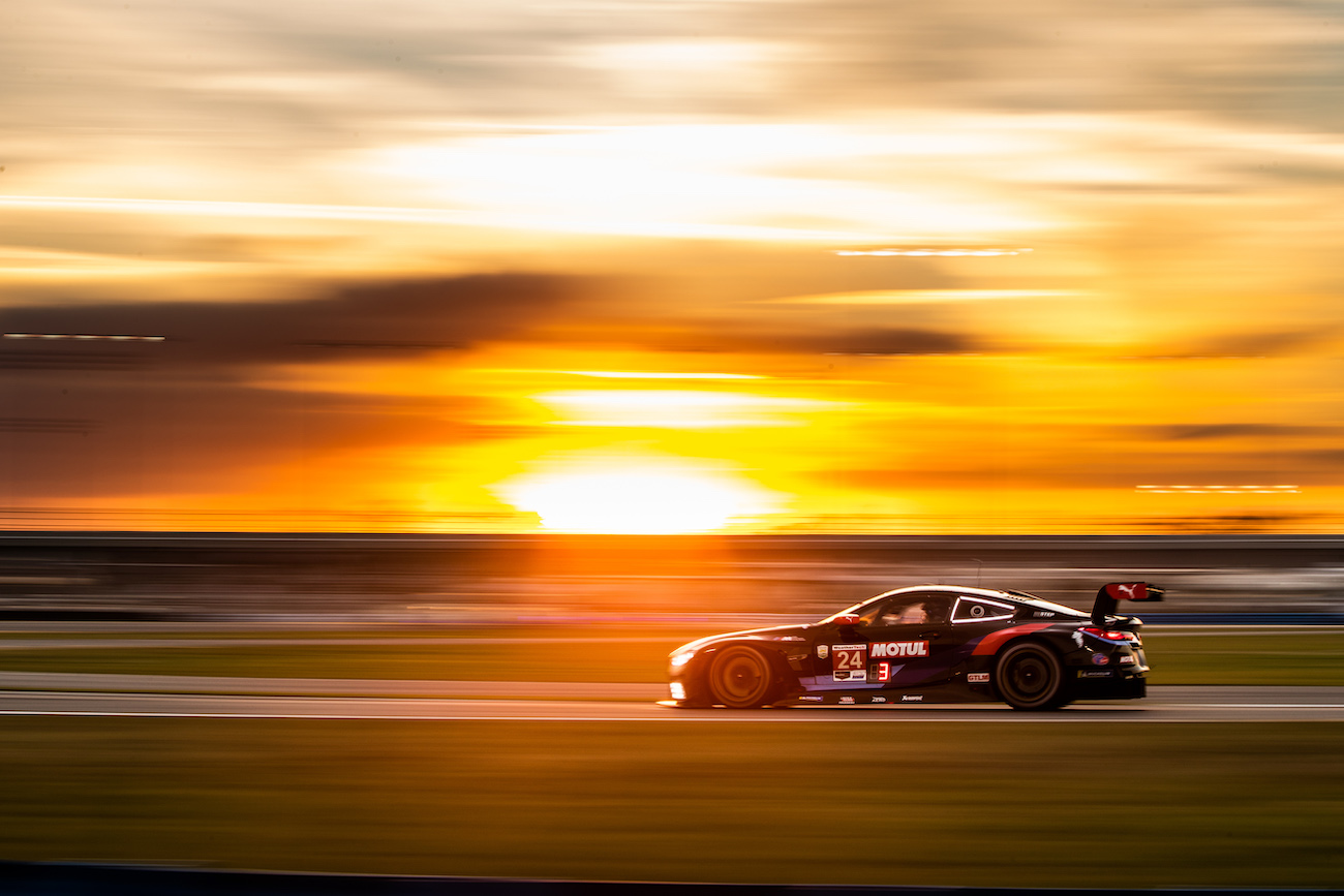 Name:  P90412696_highRes_daytona-usa-28th-to-.jpg
Views: 2541
Size:  291.8 KB